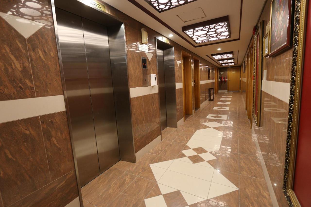 New California Hotel Ντουμπάι Εξωτερικό φωτογραφία